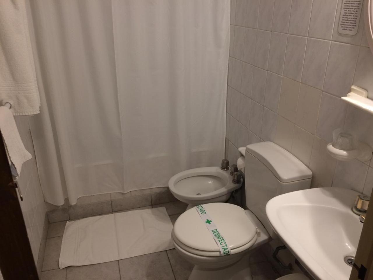 Hotel Pico Хенерал Пико Екстериор снимка