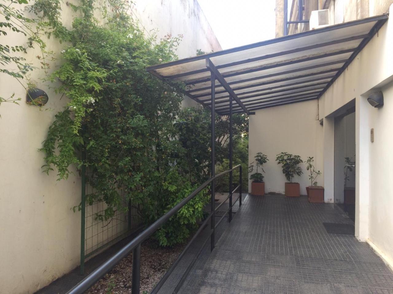 Hotel Pico Хенерал Пико Екстериор снимка