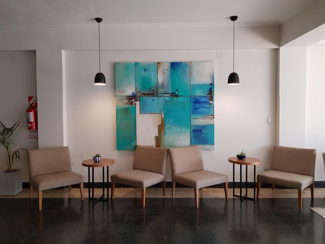 Hotel Pico Хенерал Пико Екстериор снимка