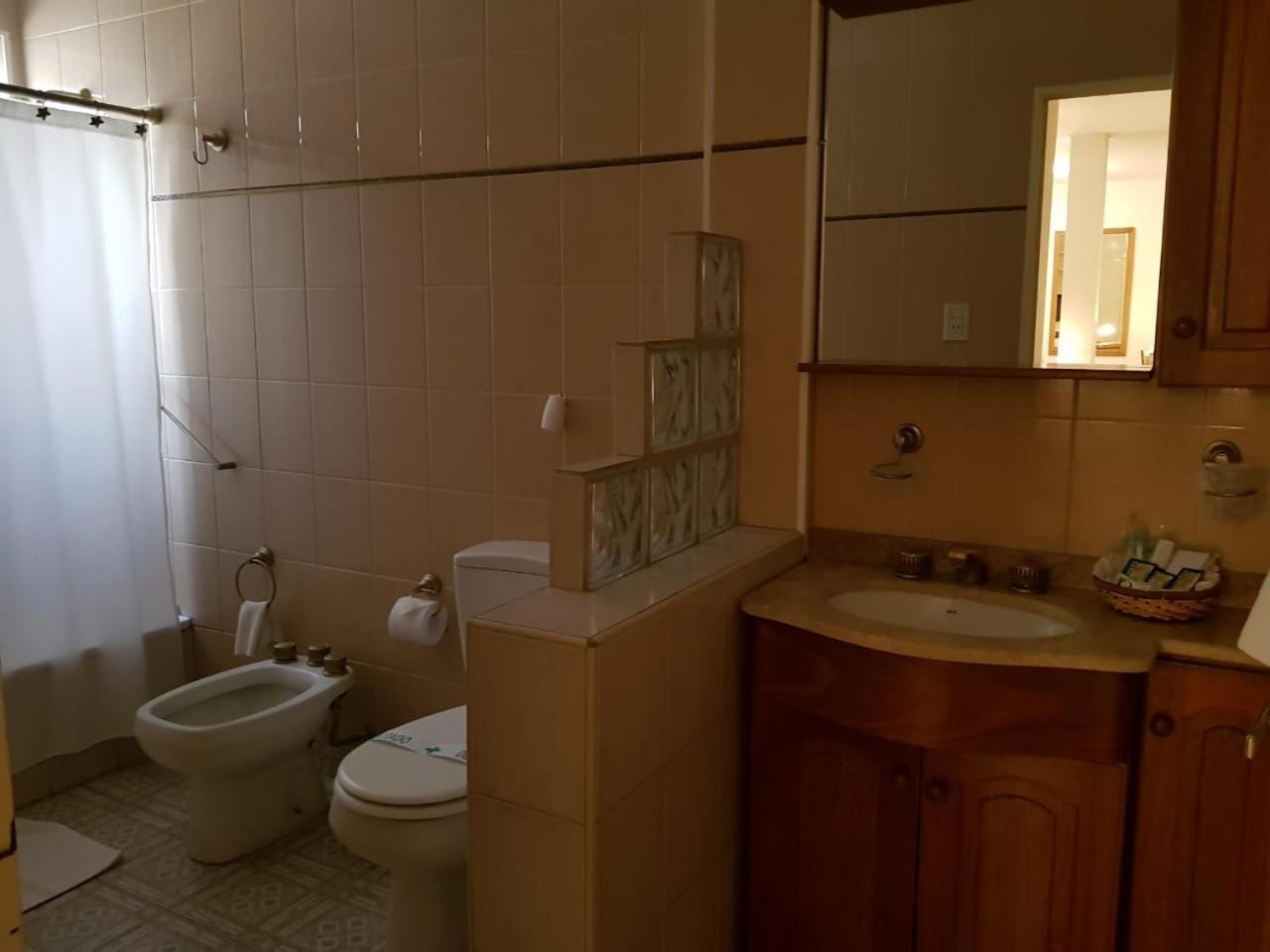 Hotel Pico Хенерал Пико Екстериор снимка