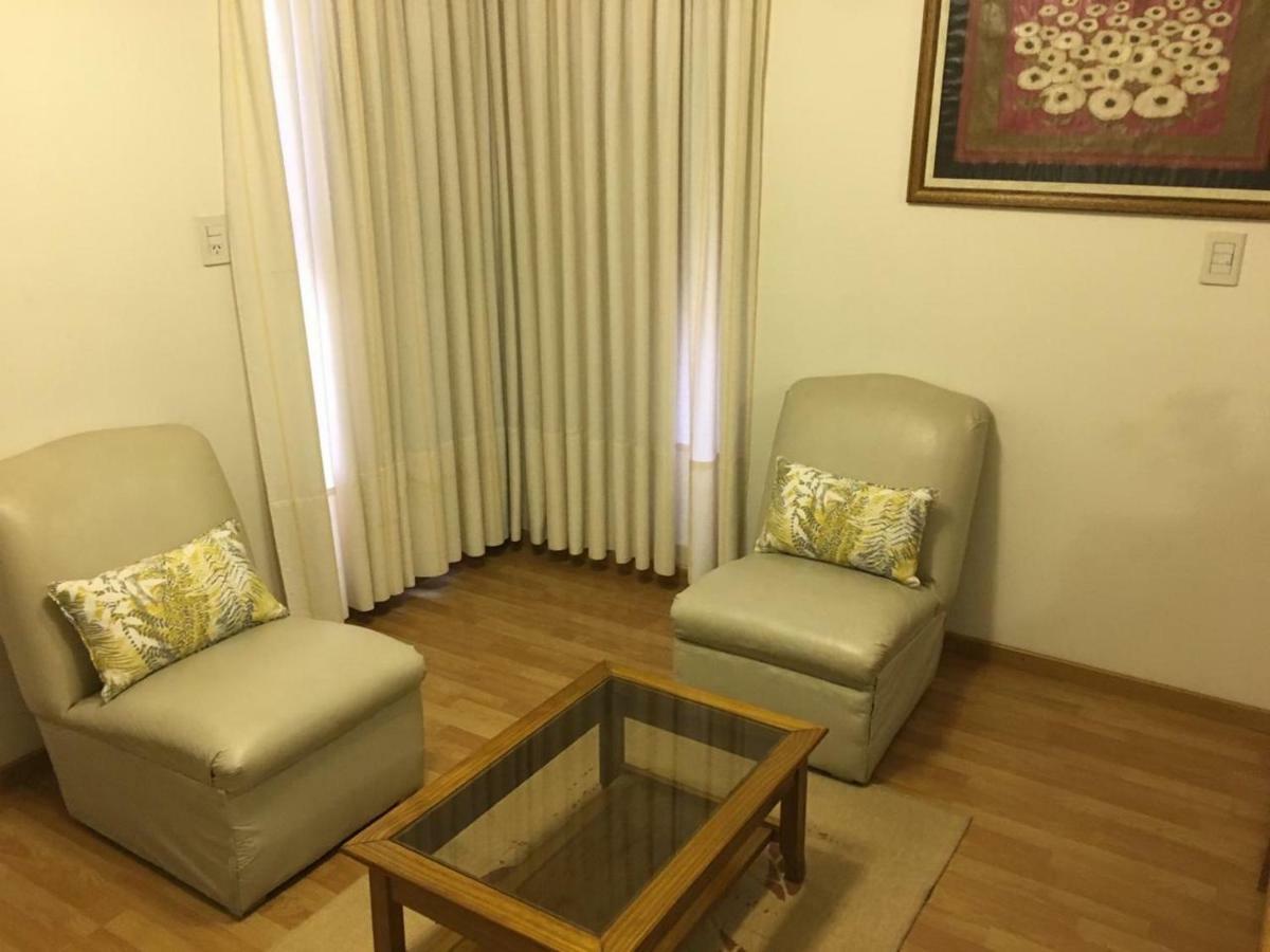 Hotel Pico Хенерал Пико Екстериор снимка